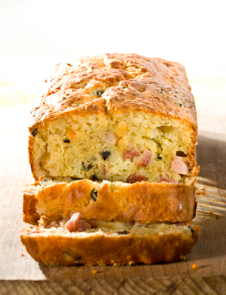 Comté cheese and ham savoury cake | Entremont